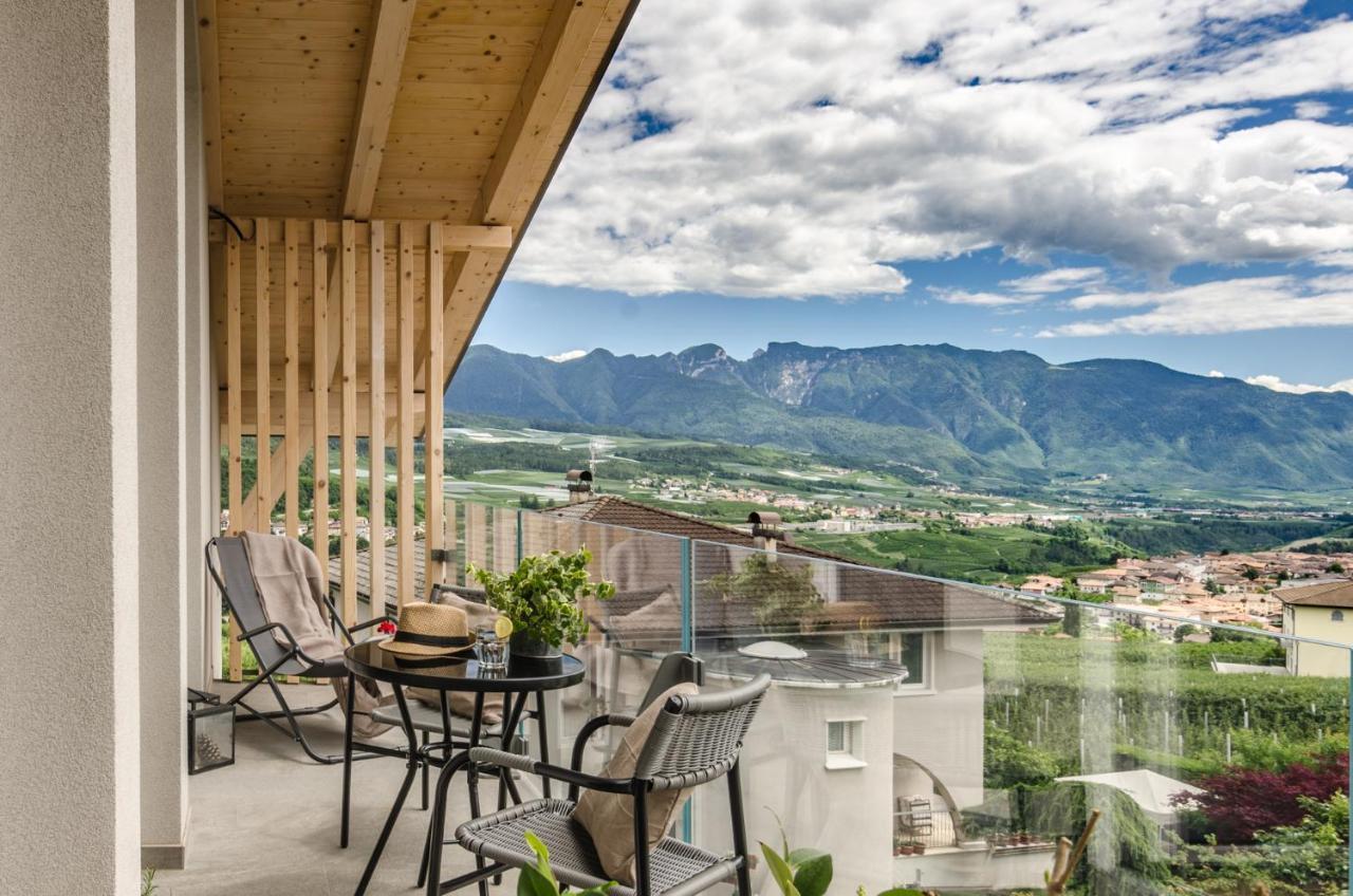 Orizzonti D'Anaunia Aparthotel Tassullo Exteriör bild