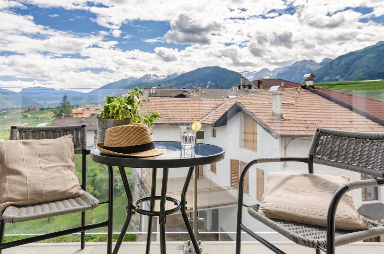 Orizzonti D'Anaunia Aparthotel Tassullo Exteriör bild