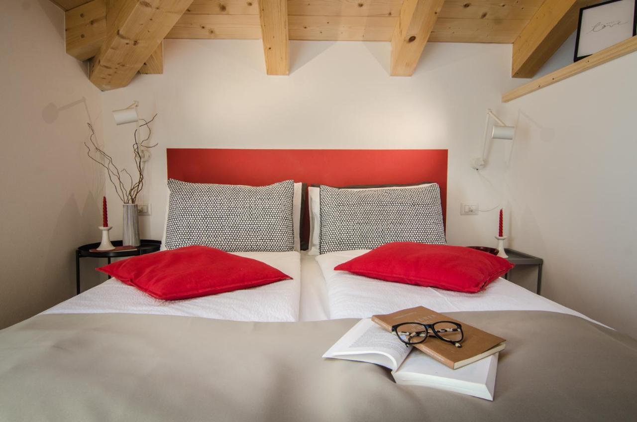 Orizzonti D'Anaunia Aparthotel Tassullo Exteriör bild