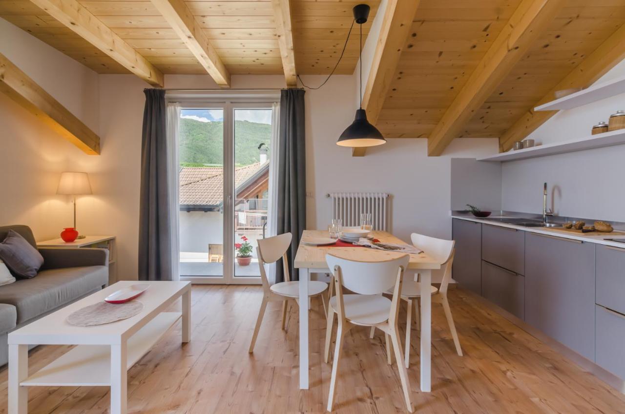 Orizzonti D'Anaunia Aparthotel Tassullo Exteriör bild